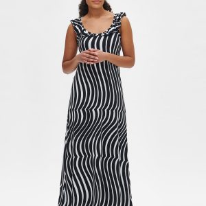 Dyyni Nattlinne Långt – Nanso