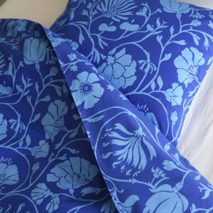 Påslakanset i Varma Backen Blå